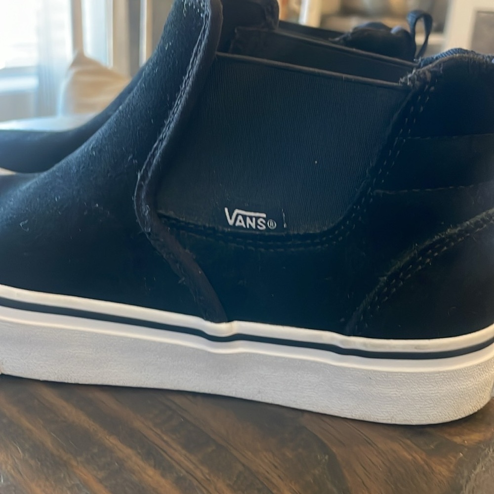 Women’s VANS Hightop Sneakers - Picture 2 of 7